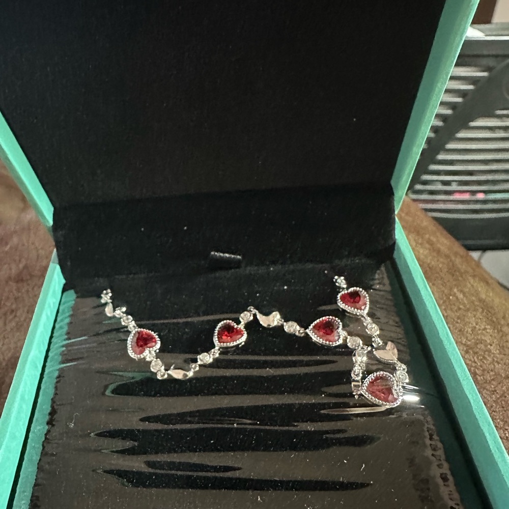 Elegant Red Heart Jewelry Set